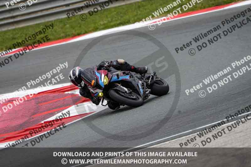 cadwell no limits trackday;cadwell park;cadwell park photographs;cadwell trackday photographs;enduro digital images;event digital images;eventdigitalimages;navarra;no limits trackdays;peter wileman photography;racing digital images;trackday digital images;trackday photos